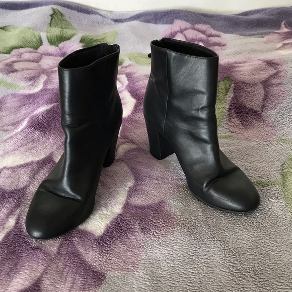 Christian Soriano Heeled Ankle Boots - Picture 2 of 10